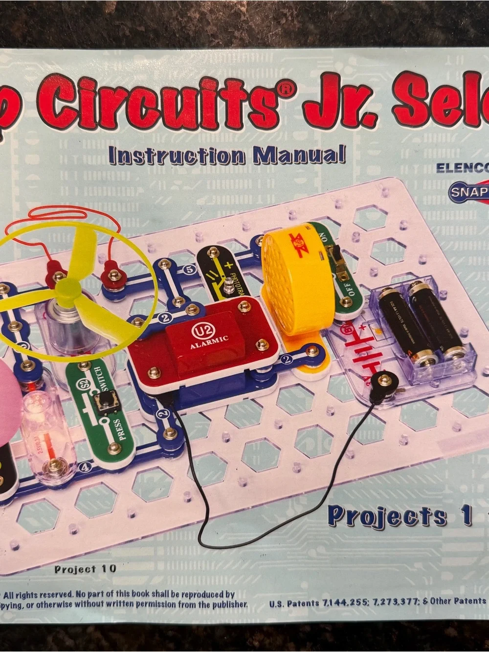 Elenco snap circuits